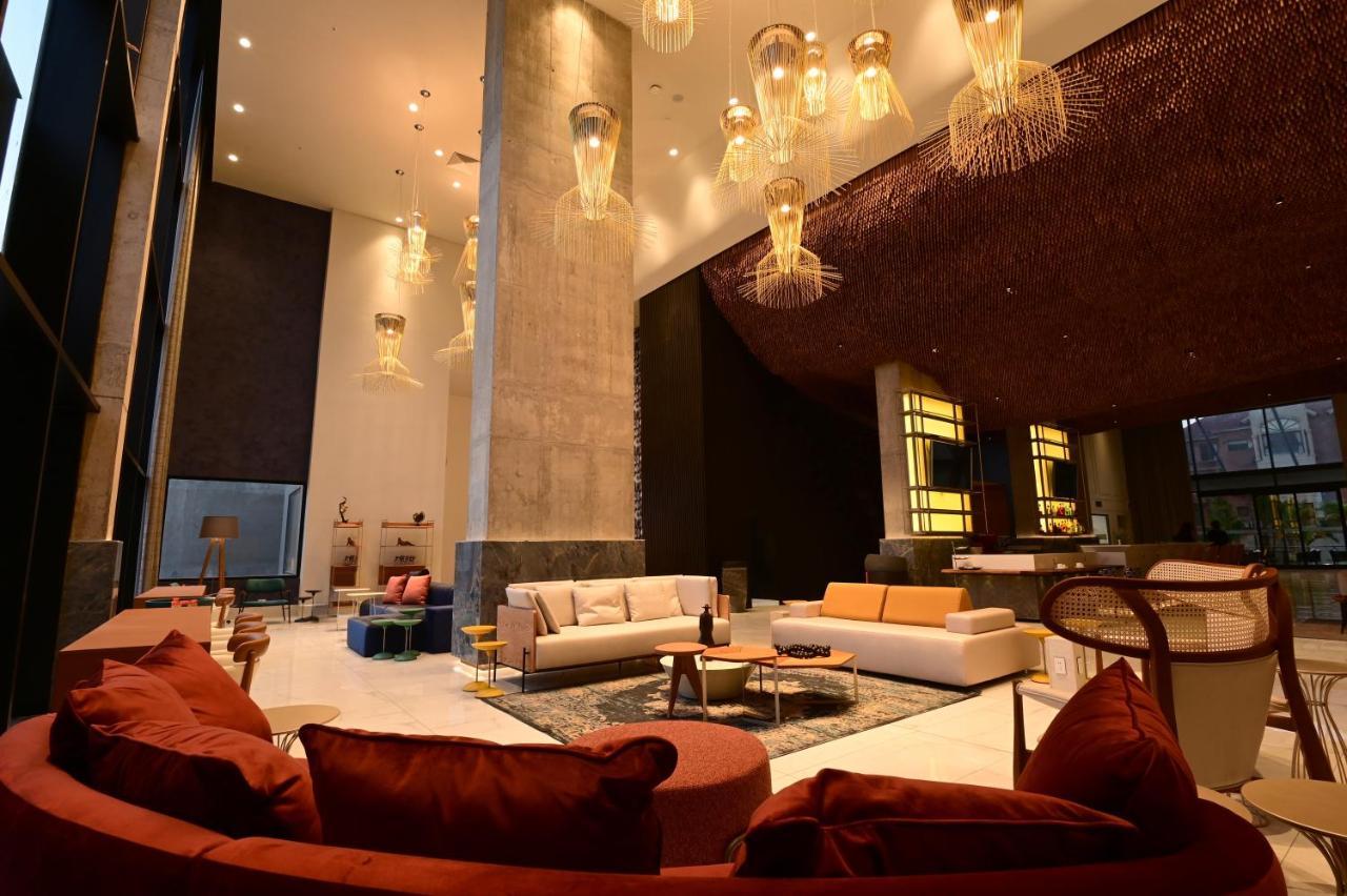 Novotel Santa Cruz De La Sierra Bagian luar foto