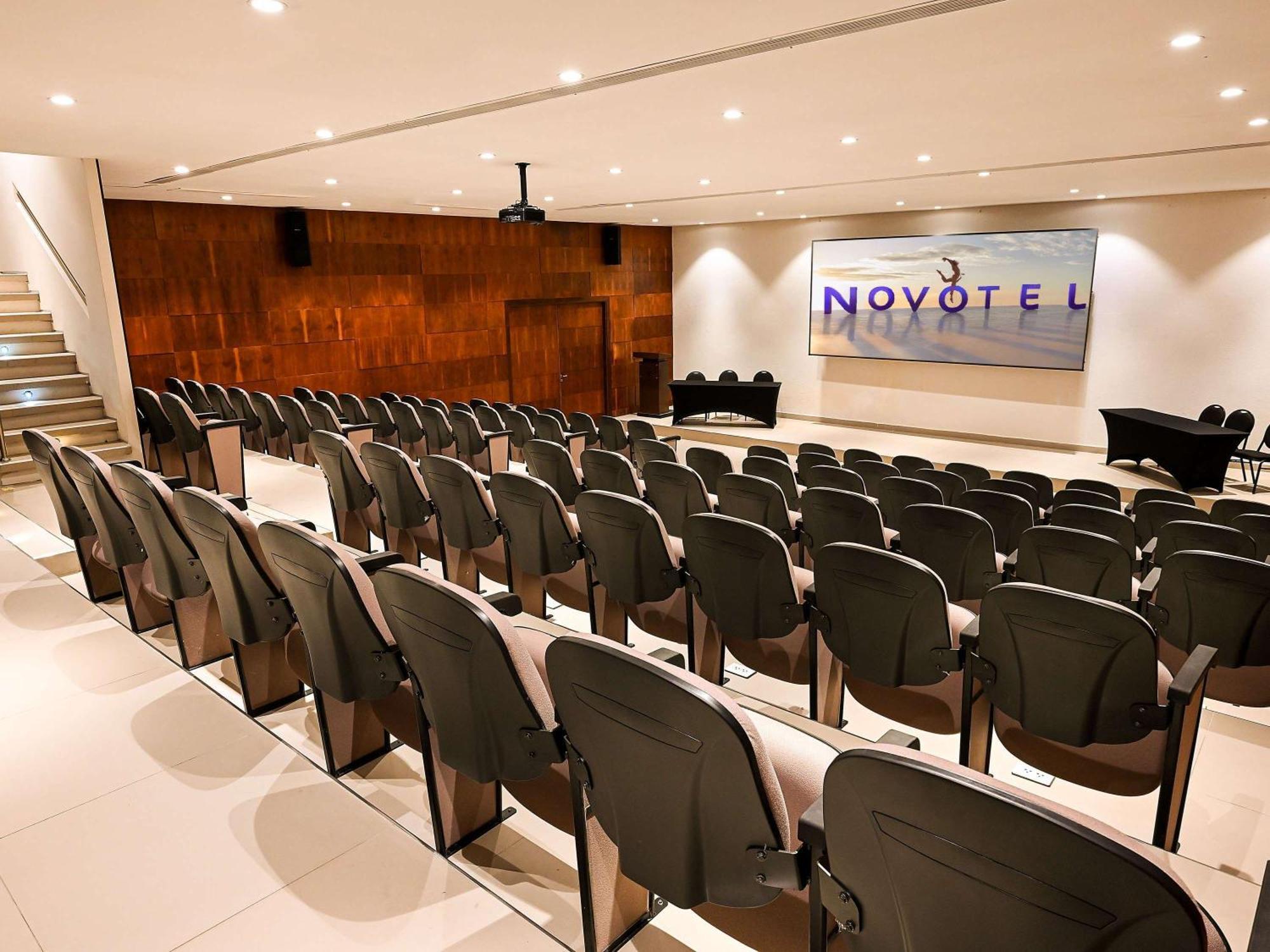 Novotel Santa Cruz De La Sierra Bagian luar foto